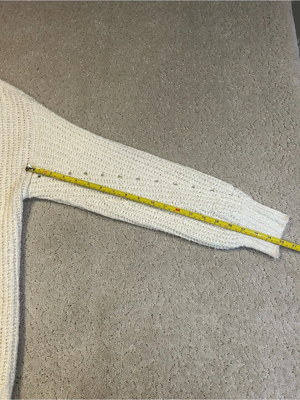 American Eagle Cream Colored Chunky Cardigan Hole Detail in Sleeve XS Oversized
